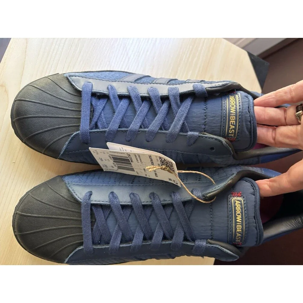 New Adidas Arrow & Beast x Superstar ADV Paris Size 11.5